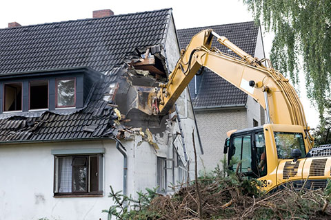 Obtaining a demolition permit for demolition in Winnipeg - Residential Demolition Winnipeg - Kloos Hauling & Demolition
