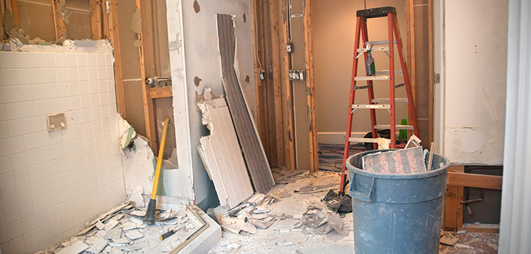 How should I select a demolition company? - Demolition Winnipeg - Winnipeg Junk Removal - Kloos Hauling & Demolition