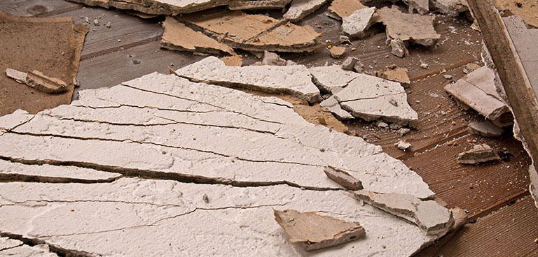 How to remove stucco and tips for popcorn ceiling removal - Demolition Winnipeg - Winnipeg Junk Removal - Kloos Hauling & Demolition